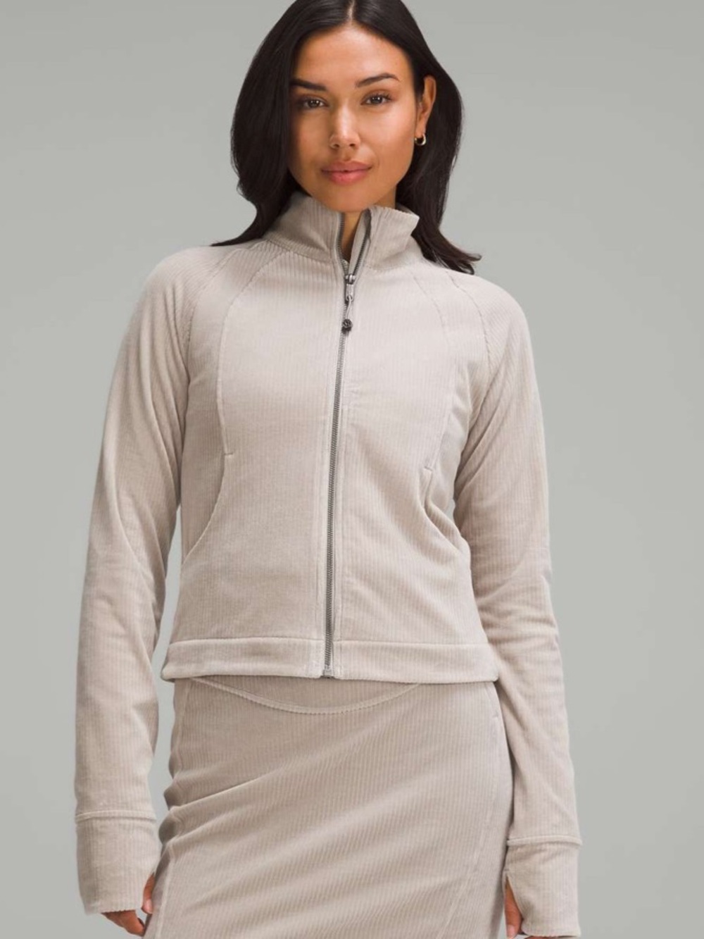 #122 Lululemon Scuba Track Jacket Velvet Cord Riverstone Size 6 EUC
